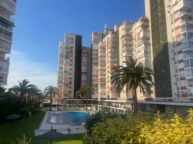 Pis de lloguer a Avinguda de la Condomina, Albufereta