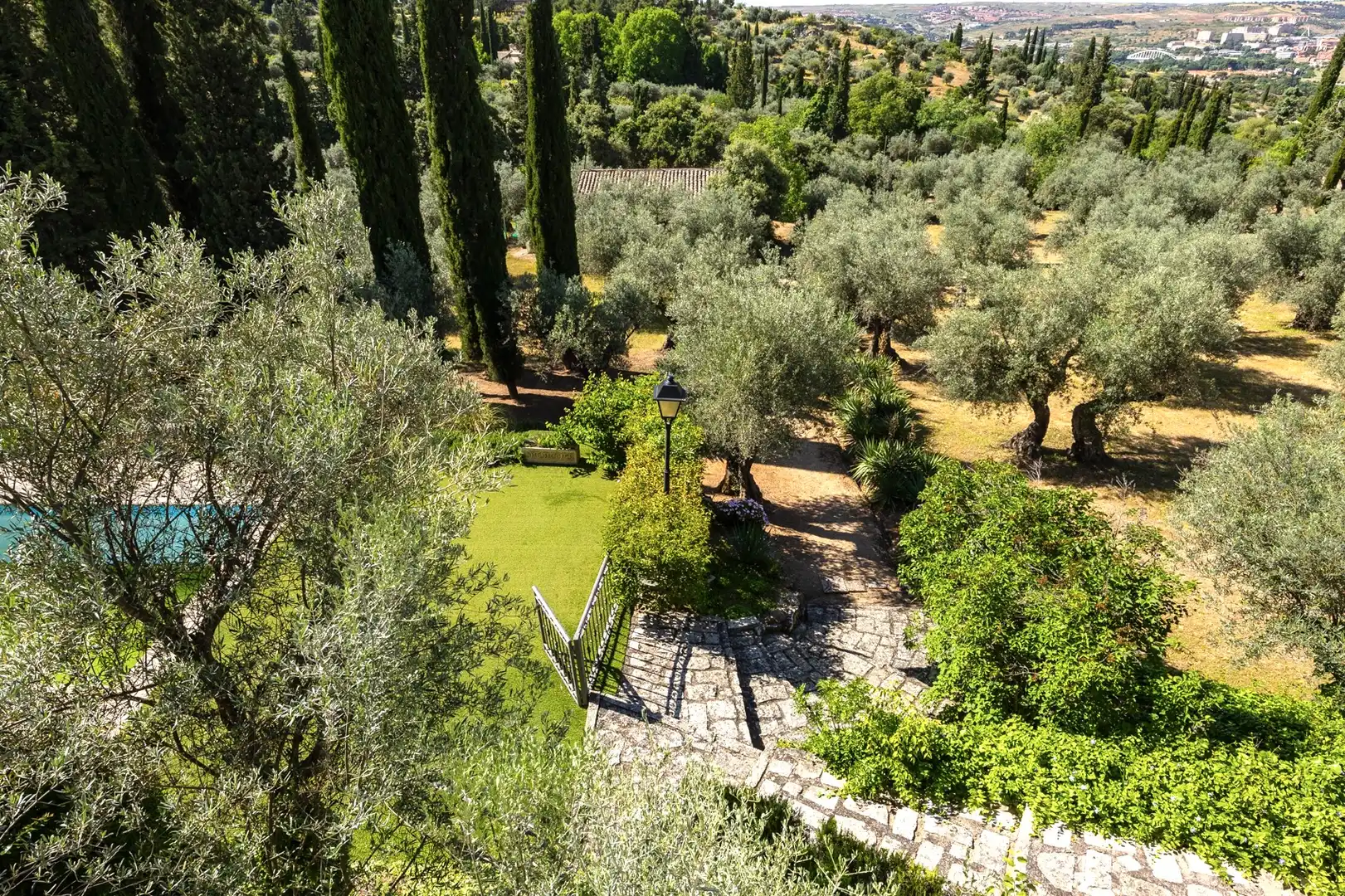 Garden of Houses for sale in Toledo  with Air Conditioner, Heating and Private garden