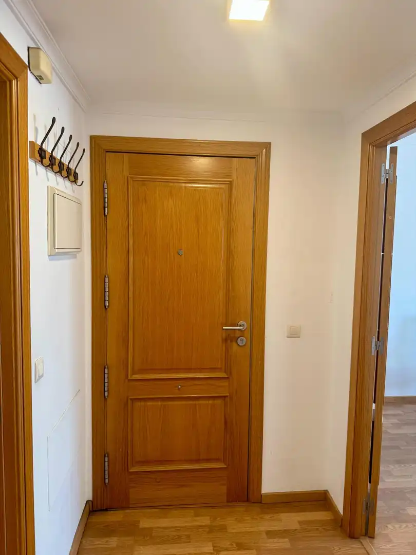 Piso de alquiler en Martín Carpena - Torre del Río