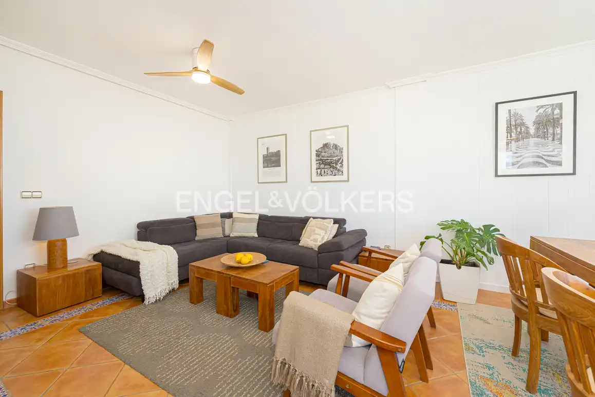 Casa adosada en venta en Calle Finlandia, 182, Poble Nou - Montiboli