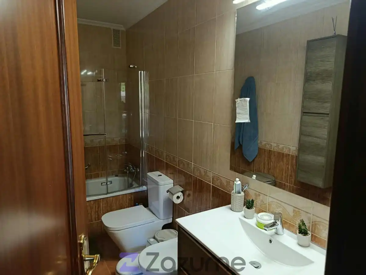 Bany de Apartament de lloguer en Nueva Alcalá