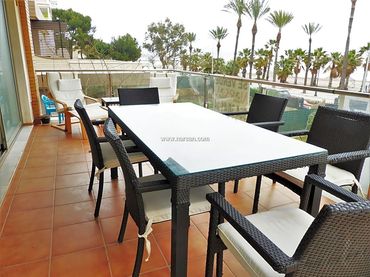 Appartement compact avec piscine à vendre à calle Xert
