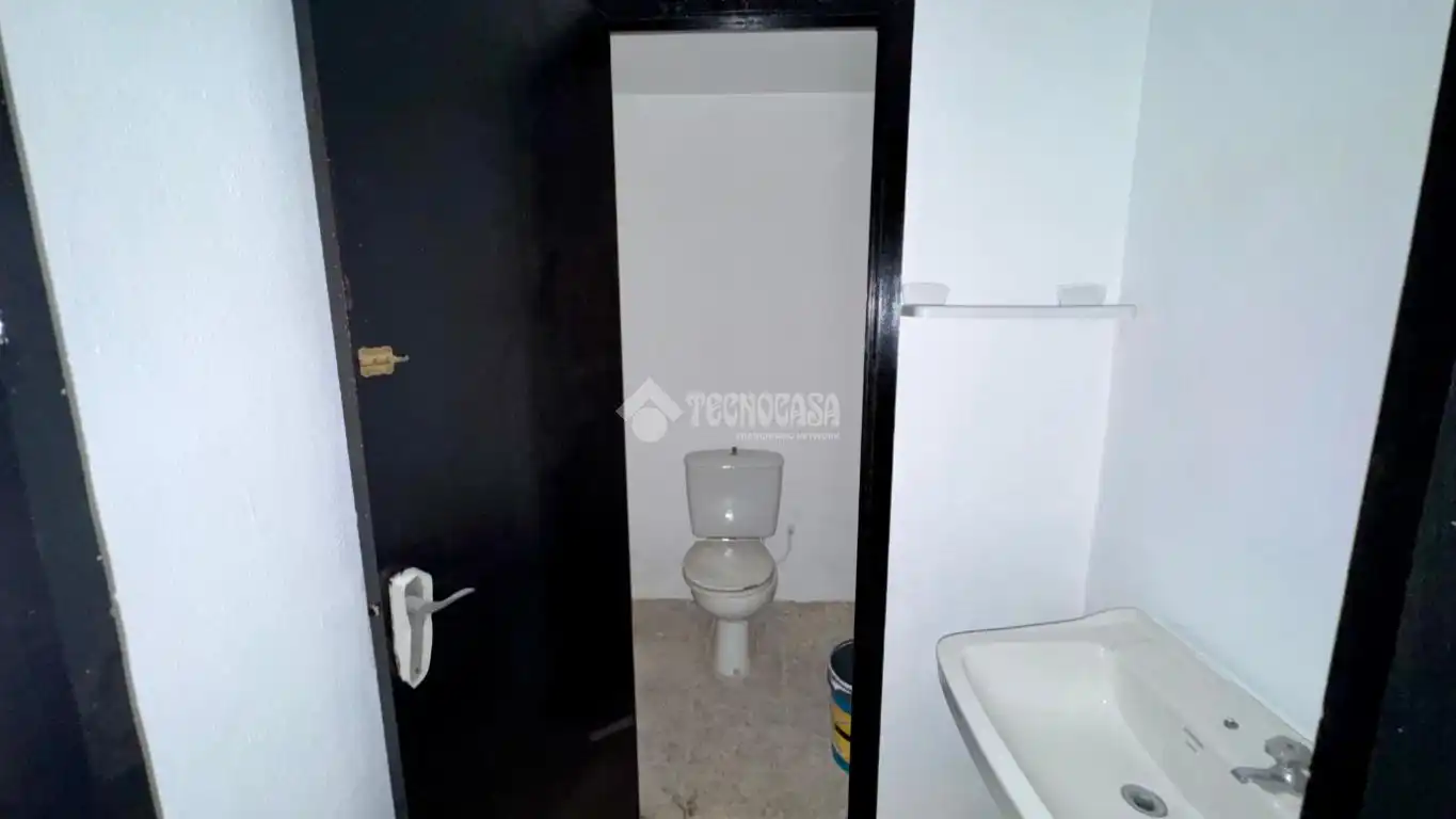 Business premises for sale in Sur, imagen 5