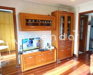 Living room of Flat to rent in Santander  with Heating, Parquet flooring and Furnished