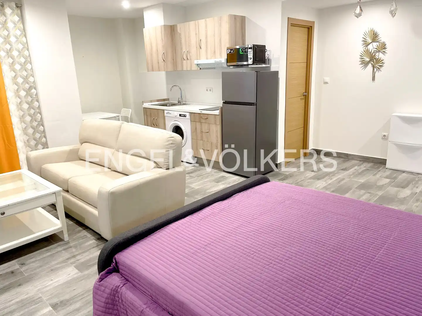 Habitación de Apartamento de alquiler en Valencia con Aire acondicionado, Calefacción y Terraza