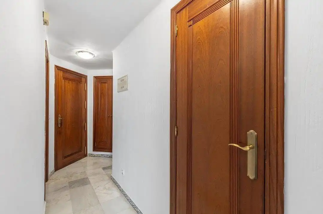 Apartamento con terraza en venta en Playa de los Locos, imagen 19