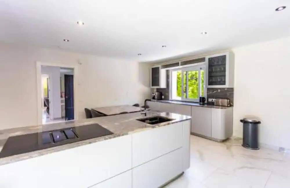 Kitchen of Houses for rent in Marbella  with Air Conditioner, Private garden and Terrace