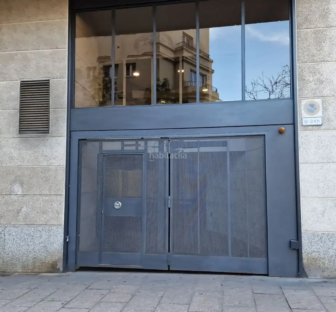 Individuel à vendre à Carrer de Ribes 36