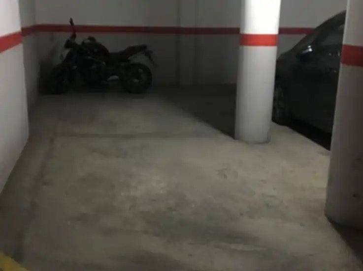 Motorbike to rent in avinguda francesc massana 13