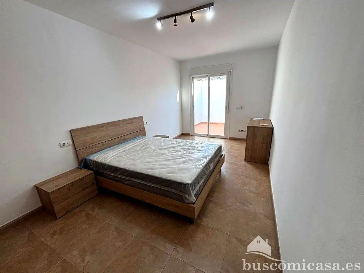 Ground floor for rent in Del Doctor Sagaz, Villatorres