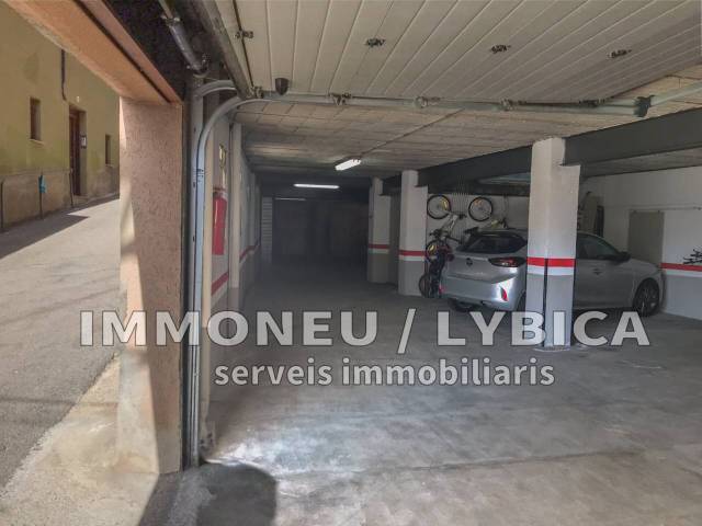 Garaje en Venta en Calle de las beatas en Puigcerdà