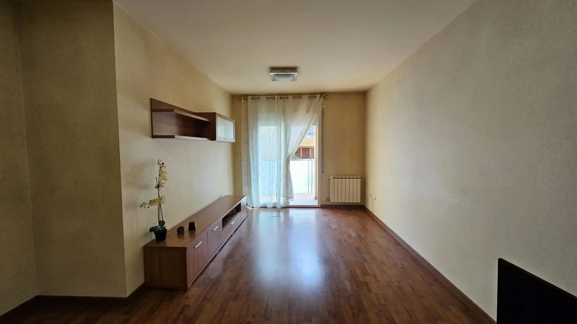 Flat for sale in Nou, 163, Creu de la Mà