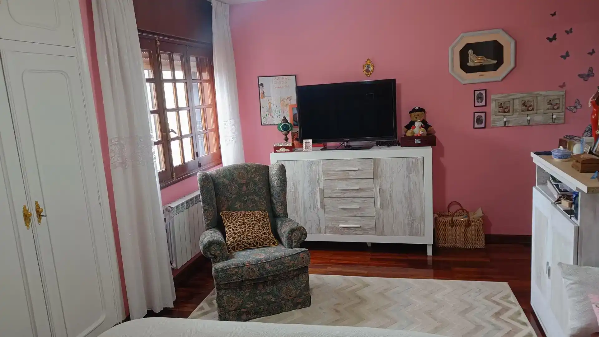Sala d'estar de Àtic en venda en Pontevedra Capital  amb Terrassa i Balcó