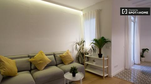 Photo 2 of Flat to rent in El Raval, Barcelona