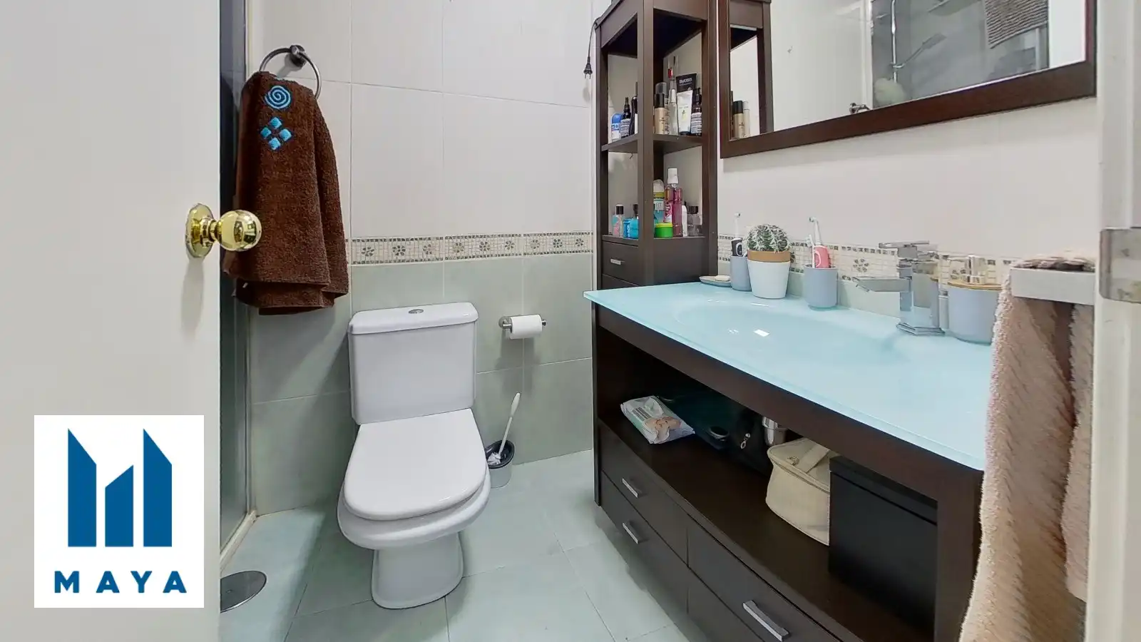 Bathroom of Attic for sale in Fuenlabrada  with Air Conditioner, Heating and Terrace