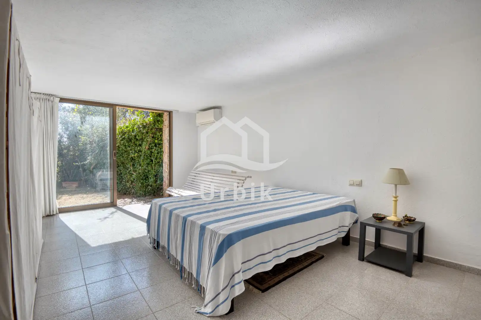 Bedroom of Houses for sale in Castell d'Aro, Platja d'Aro i s'Agaró  with Air Conditioner, Private garden and Terrace