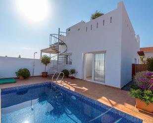 Piscina de Casa o xalet en venda en Los Alcázares amb Aire condicionat, Terrassa i Piscina