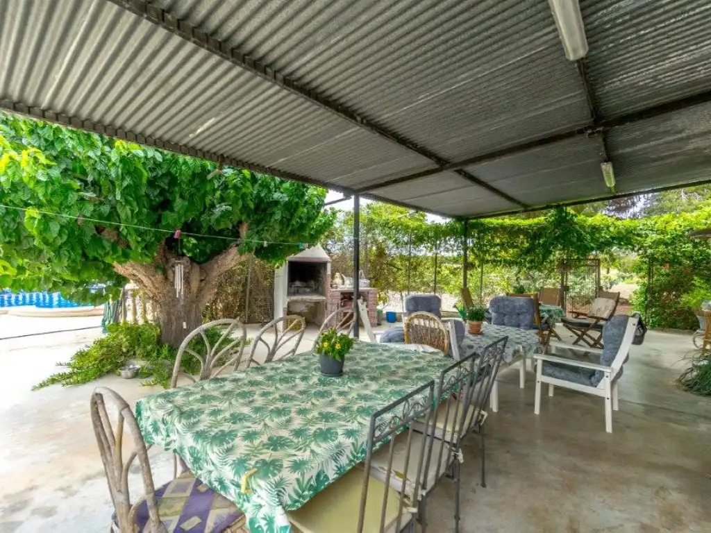 Terraza de Finca rústica en venta en Dolores con Aire acondicionado, Jardín privado y Piscina