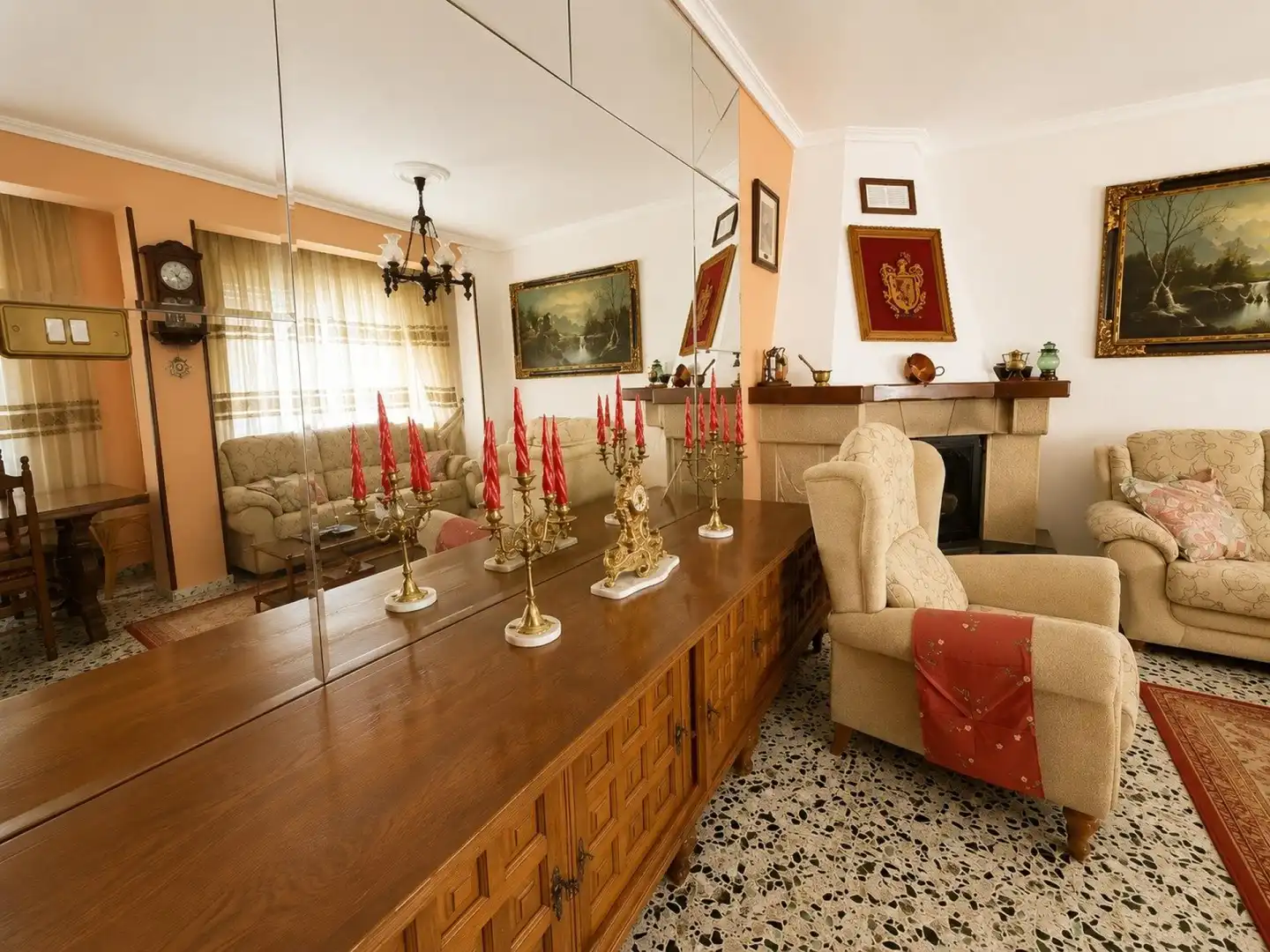 Wohnzimmer von Gebäude zum Verkauf in Toreno