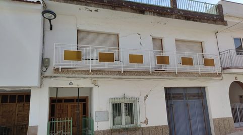 VENTA DE CASA EN BAZA GRANADA