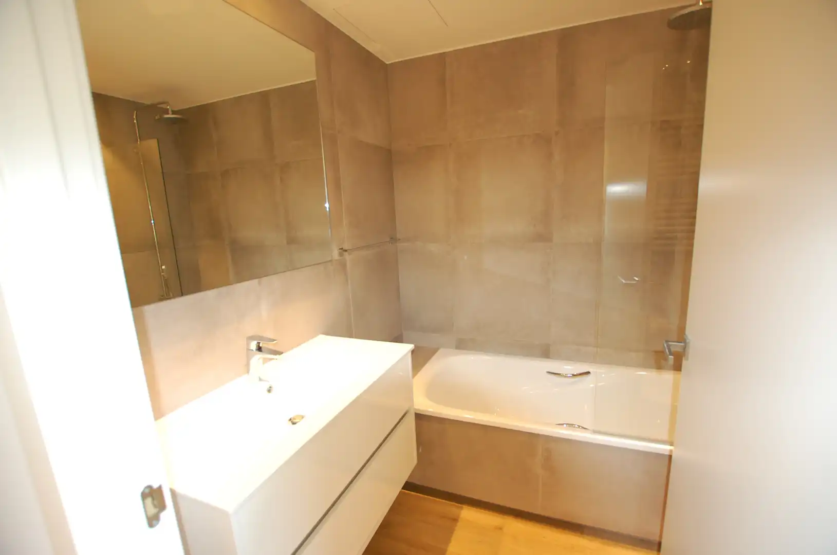 Bathroom of Detached homes for rent in Gavà  with Air Conditioner, Heating and Private garden