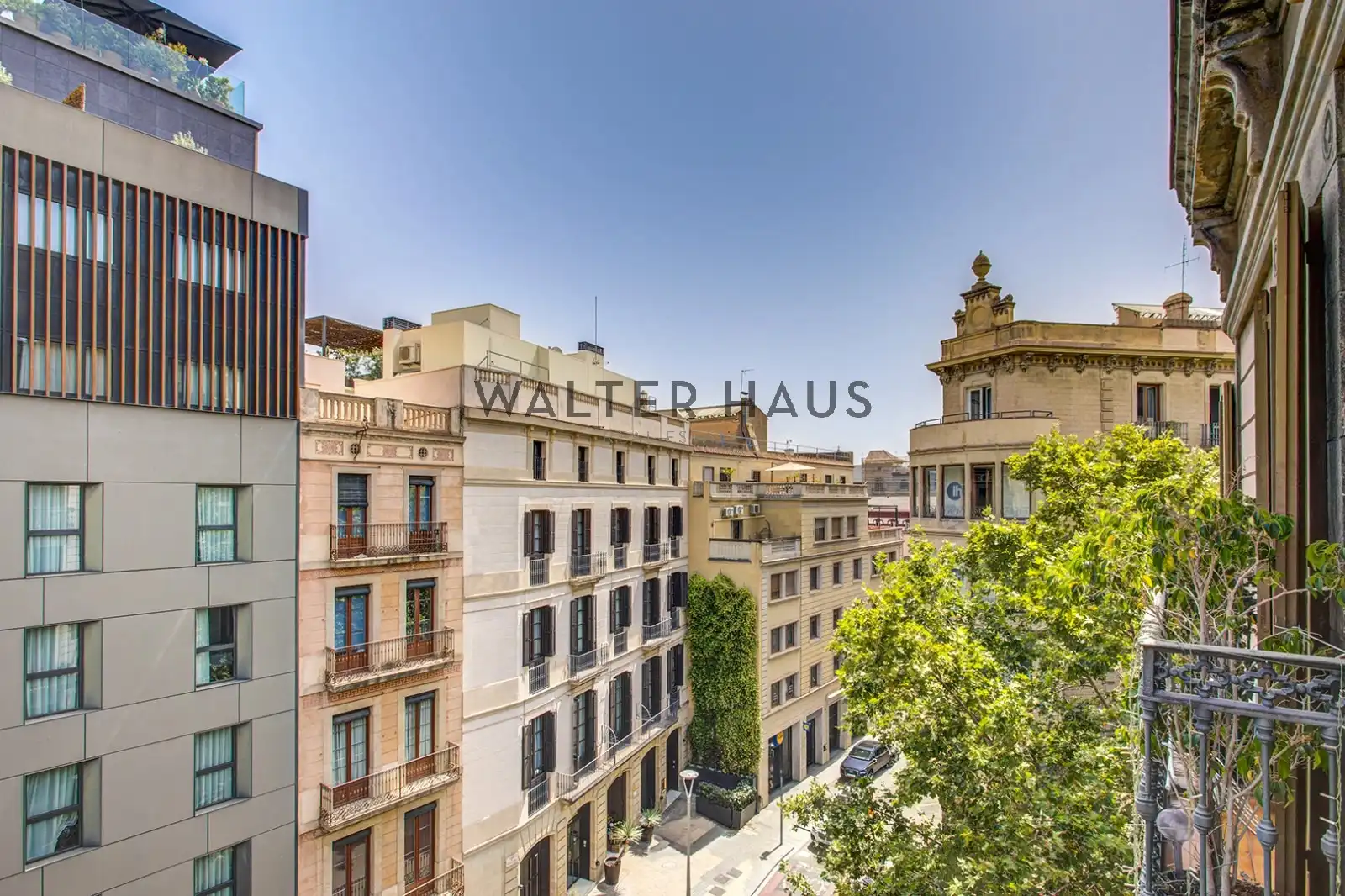 Exterior view of Flat for sale in Barcelona  with Air Conditioner, Terrace and Balcony