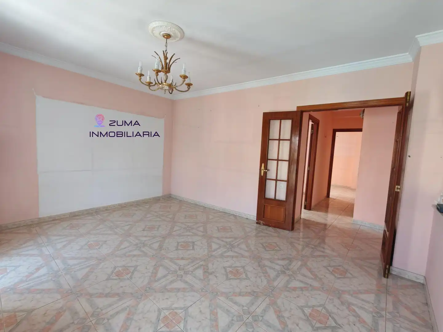 Sala d'estar de Casa o xalet en venda en Málaga amb Aire condicionat, Calefacció i Terrassa