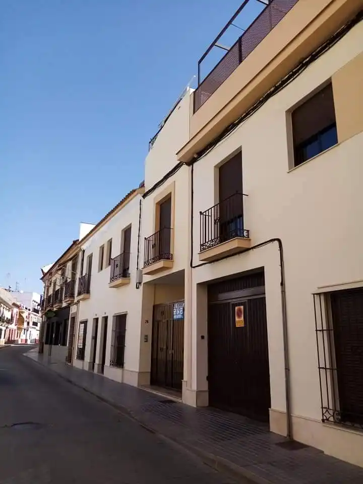 Casa adosada en venda a Calle Salvador, Palma del Río