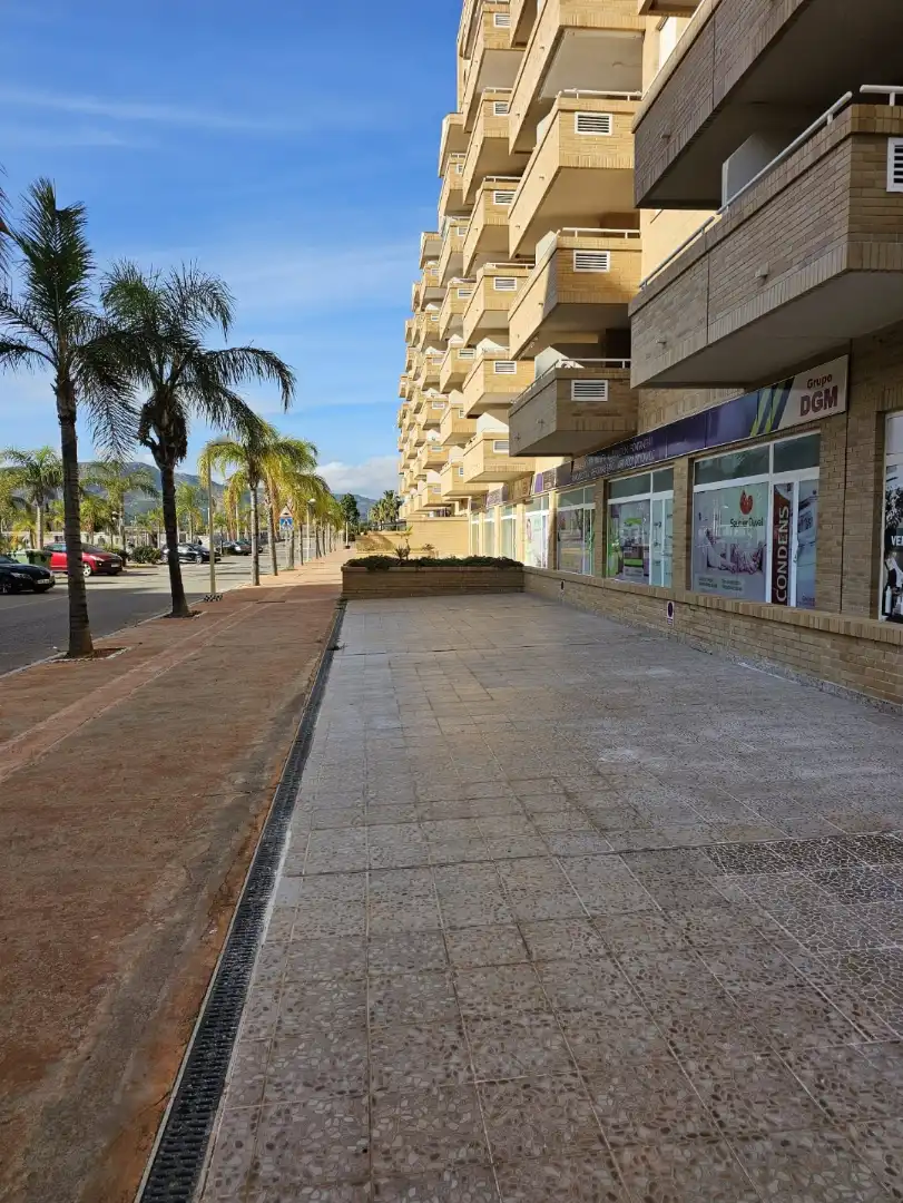 Vista exterior de Local en venta en Oropesa del Mar / Orpesa con Terraza