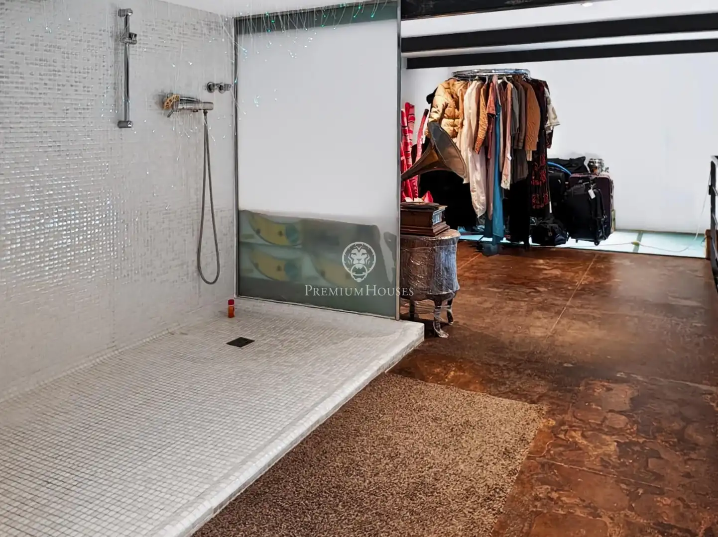 Wohnung zum Verkauf in Barcelona mit Klimaanlage