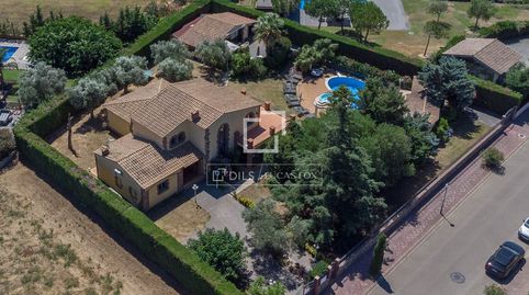 Casa  villa en excelentes condiciones de 5 dormitorios en venta en Alt Empordà, image 2