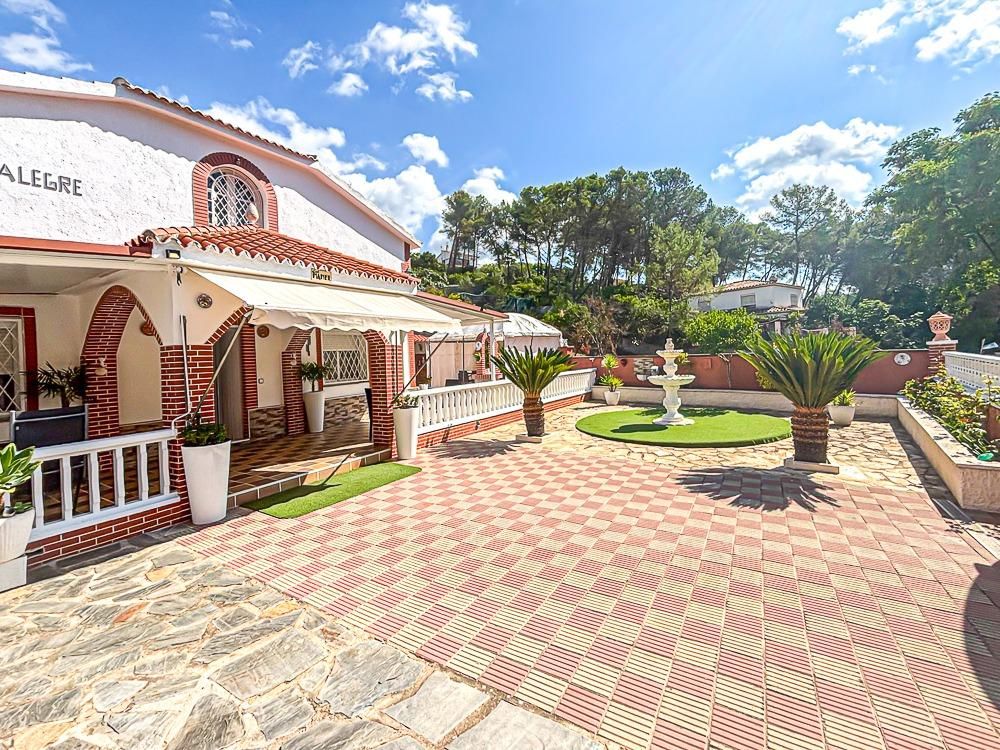 Garden of House or chalet for sale in Sant Pere de Ribes  with Air Conditioner, Heating and Private garden