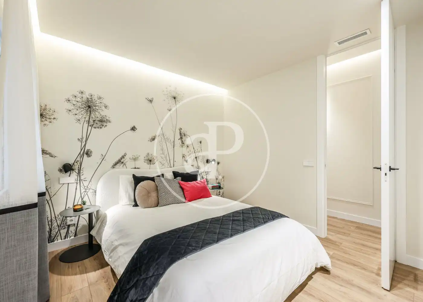 Schlafzimmer von Wohnung zum Verkauf in Madrid mit Klimaanlage, Heizung und Möbliert
