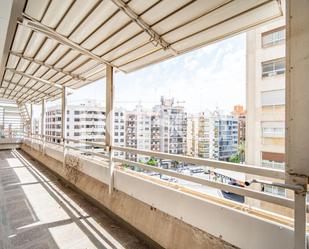 Exterior view of Flat for sale in  Valencia Capital  with Air Conditioner, Terrace and Storage room