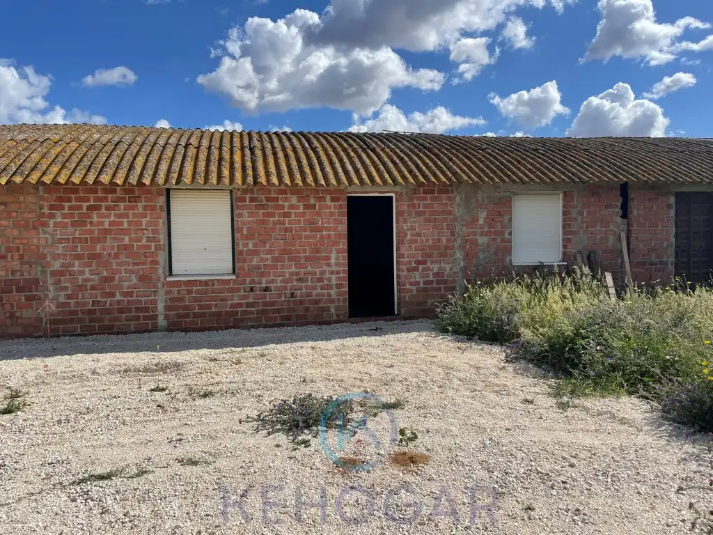Exterior view of Land for sale in Alcalá de Guadaira