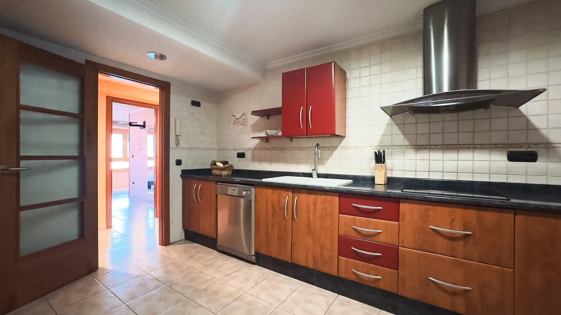 Kitchen of Flat for sale in Planes  with Air Conditioner, Furnished and Balcony