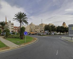 Vista exterior de Pis en venda en  Almería Capital amb Jardí privat