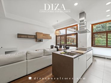 Ground floor with lift for sale in De Alfonso Xii
