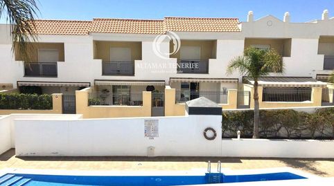Foto 5 de Casa adosada en venta en Playa Fañabé Alto, Adeje