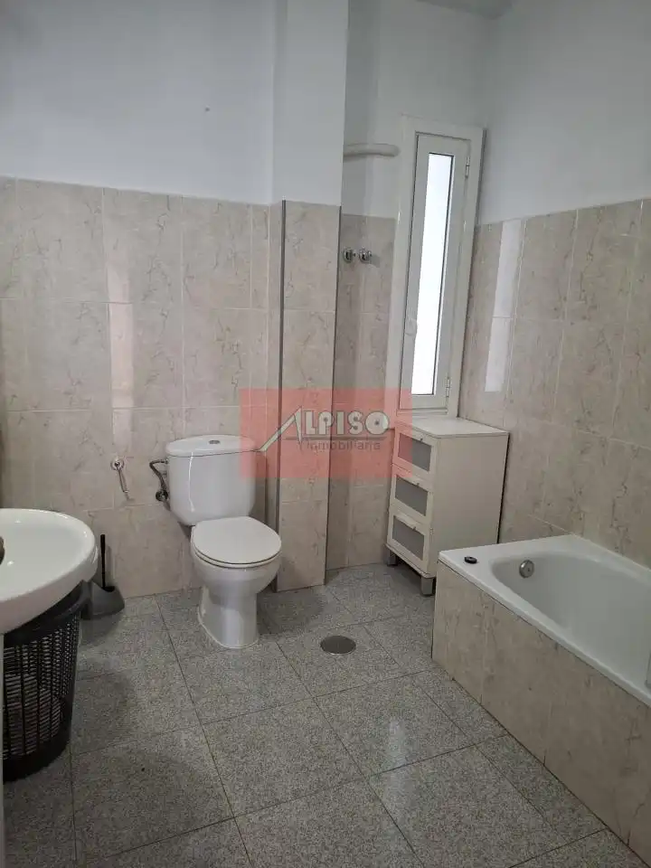 Piso de alquiler en Avenida Habana, Centro