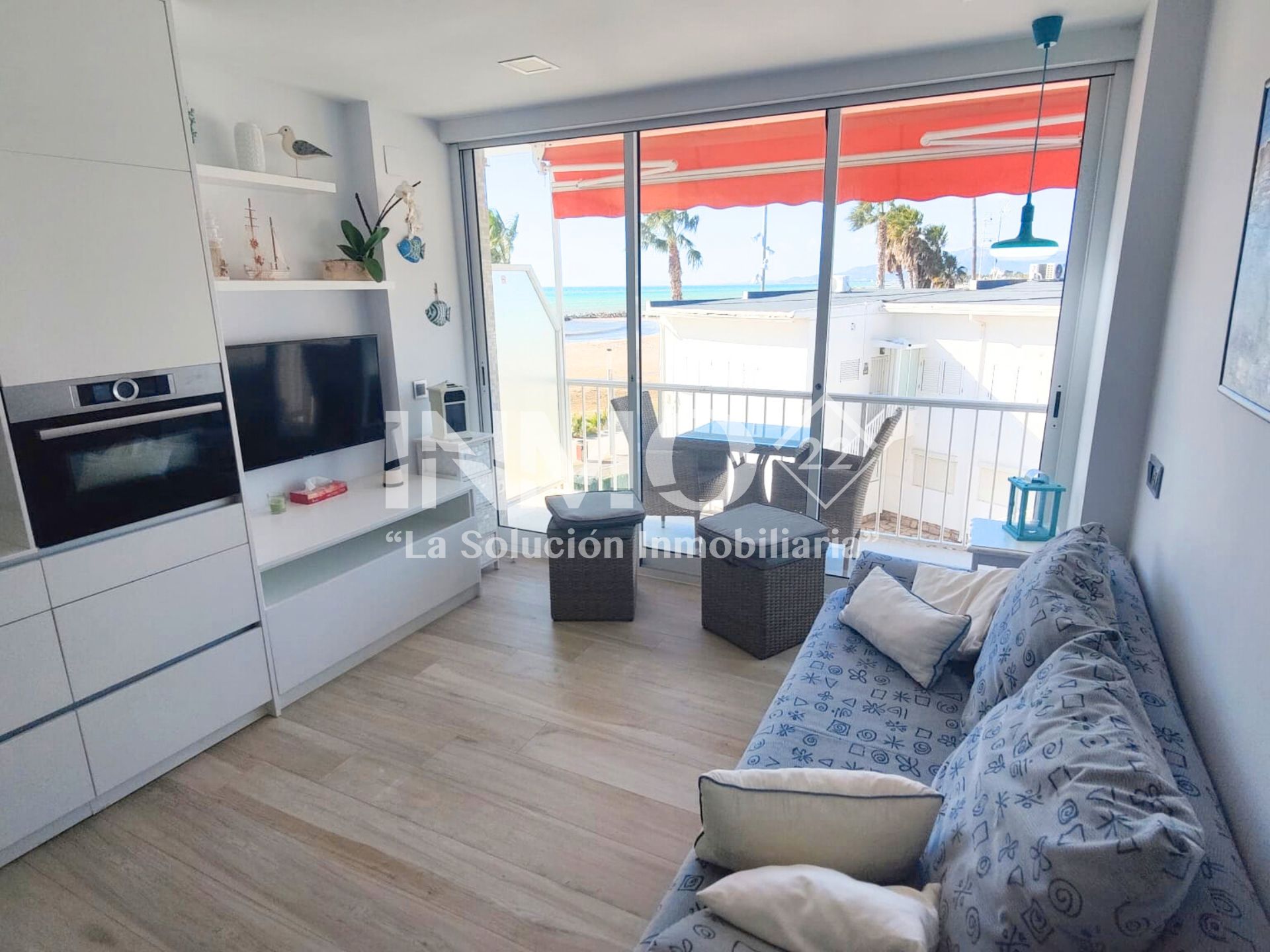 Sala d'estar de Estudi en venda en Cambrils amb Terrassa, Moblat i Forn