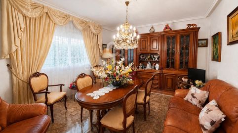 Foto 3 von Einfamilien-Reihenhaus zum Verkauf in Calle 9 D'octubre, Loriguilla, Valencia