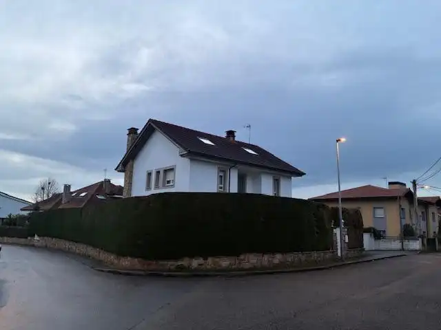 Houses for sale in DE LOS JAZMINES, 368, Somió