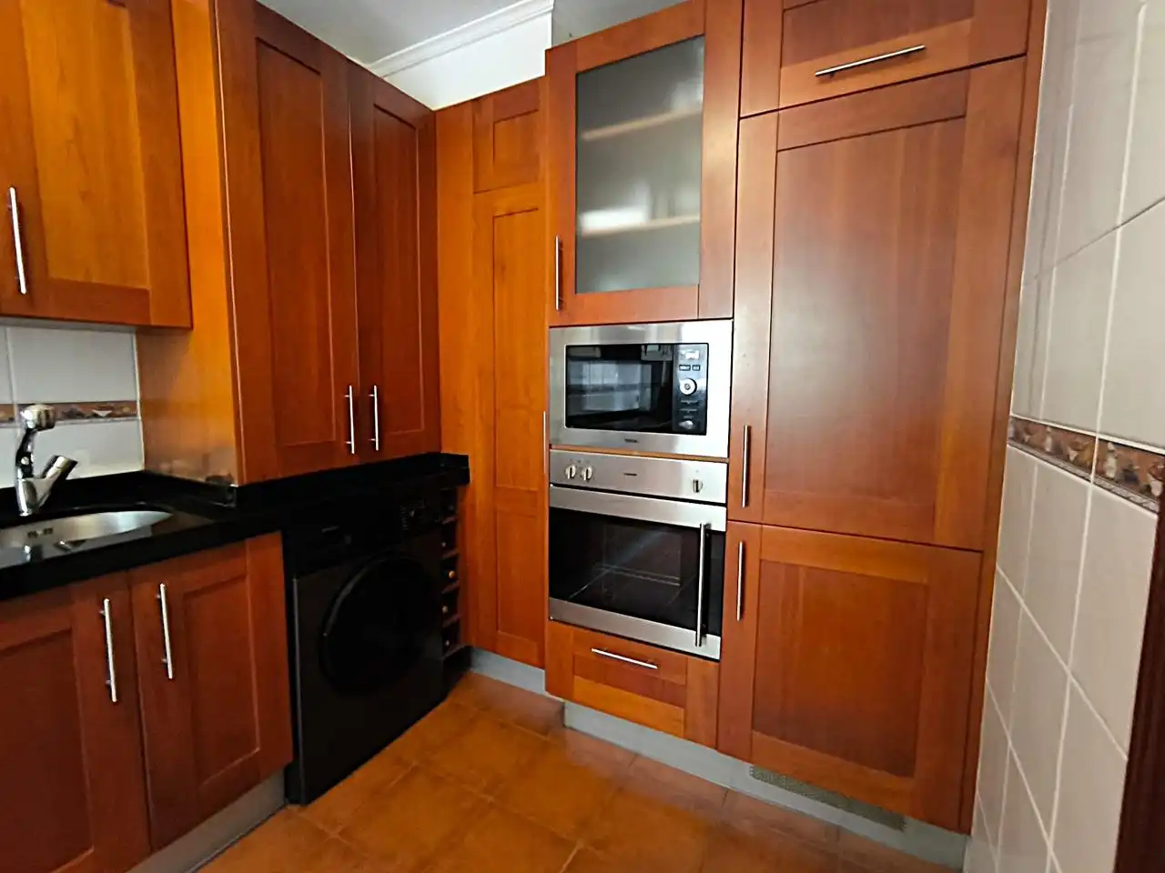 Cocina de Casa adosada en venta en Castro-Urdiales con Calefacción, Terraza y Balcón