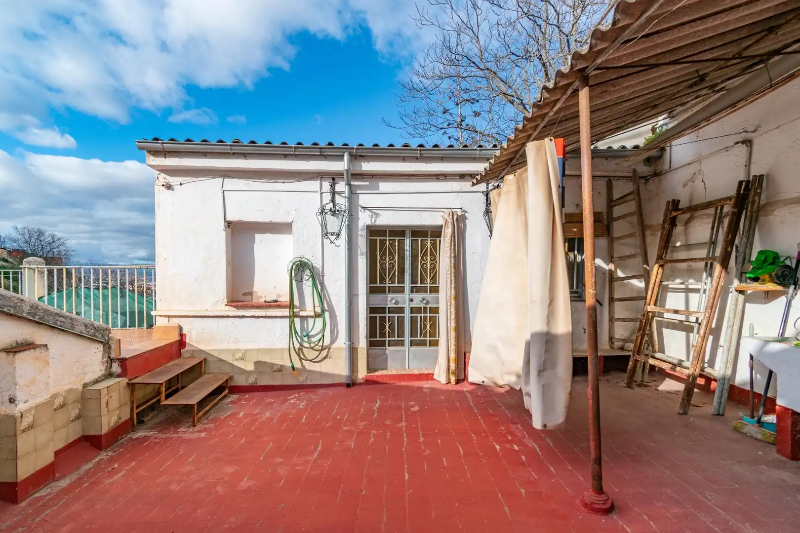 Vista exterior de Casa o chalet en venta en Granada con Jardín privado y Terraza