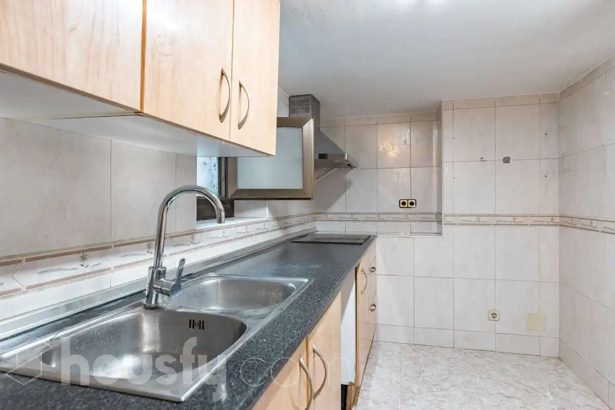 Cuina de Pis en venda en Castelldefels amb Aire condicionat