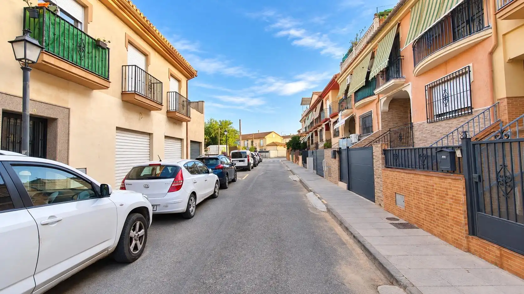 Vista exterior de Local en venta en Vegas del Genil
