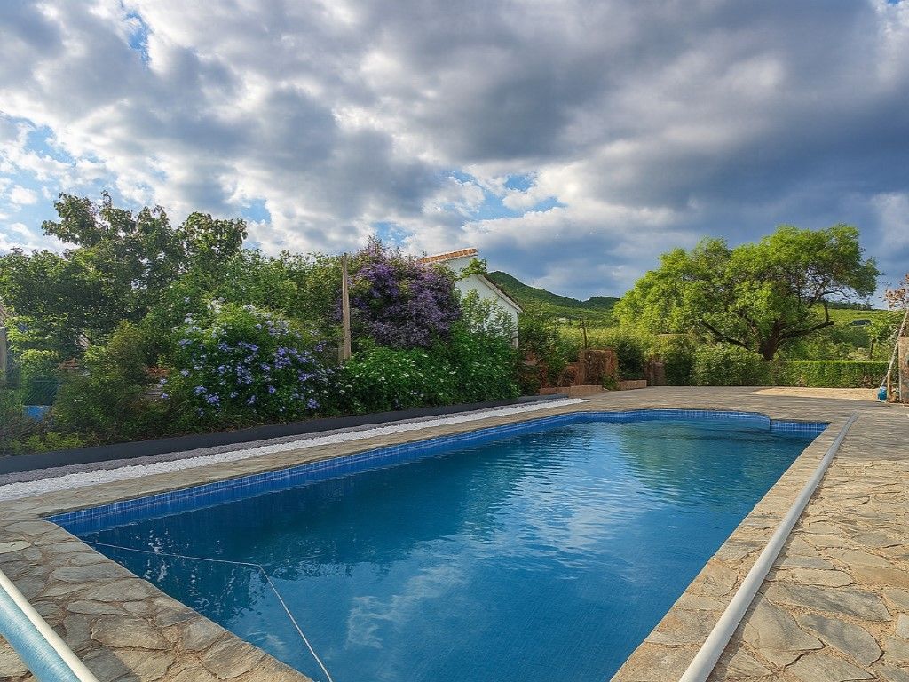 Piscina de Casa o chalet en venta en Torrelles de Foix con Aire acondicionado, Jardín privado y Terraza