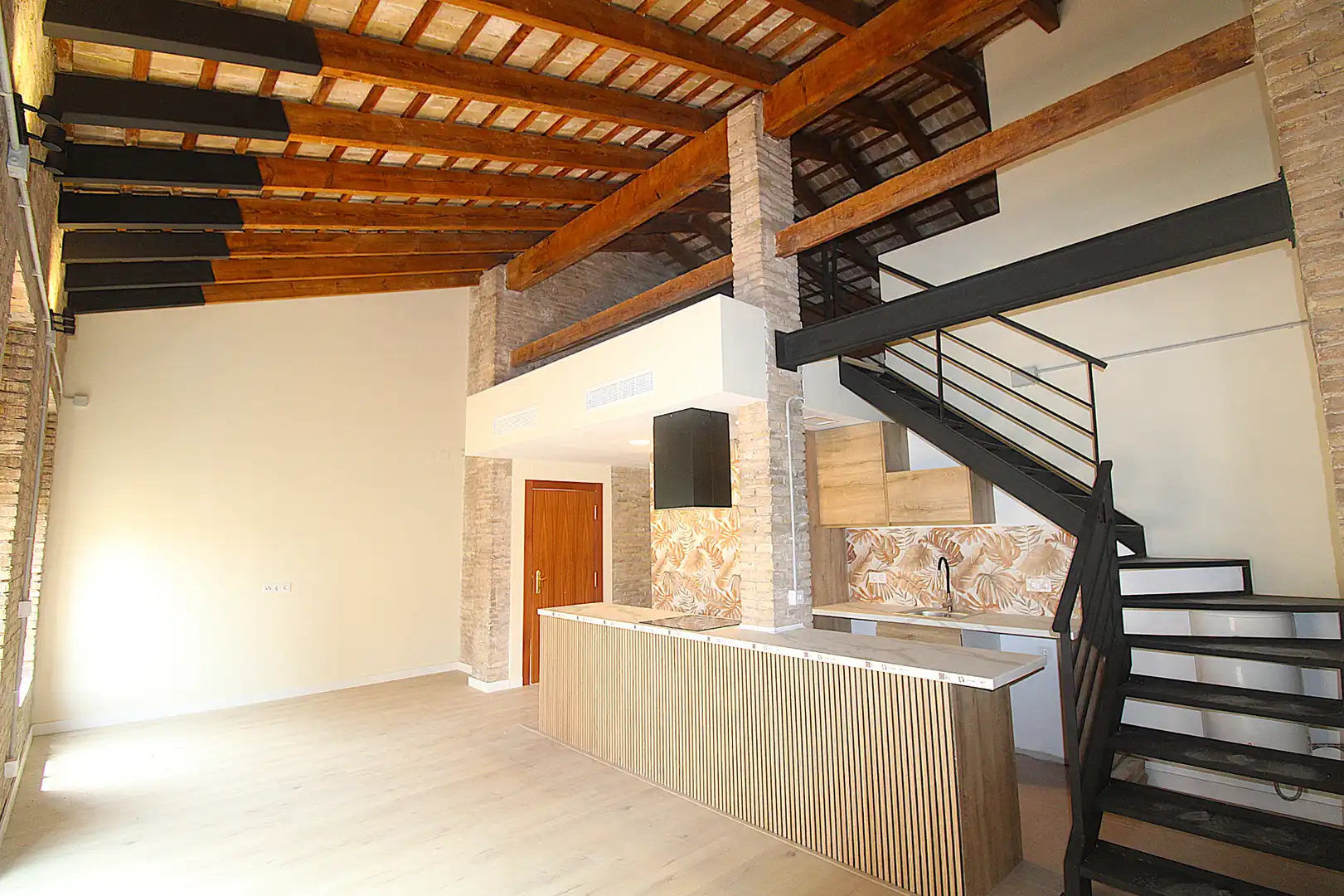 Cuina de Àtic en venda en Valencia amb Aire condicionat, Parquet i Terrassa