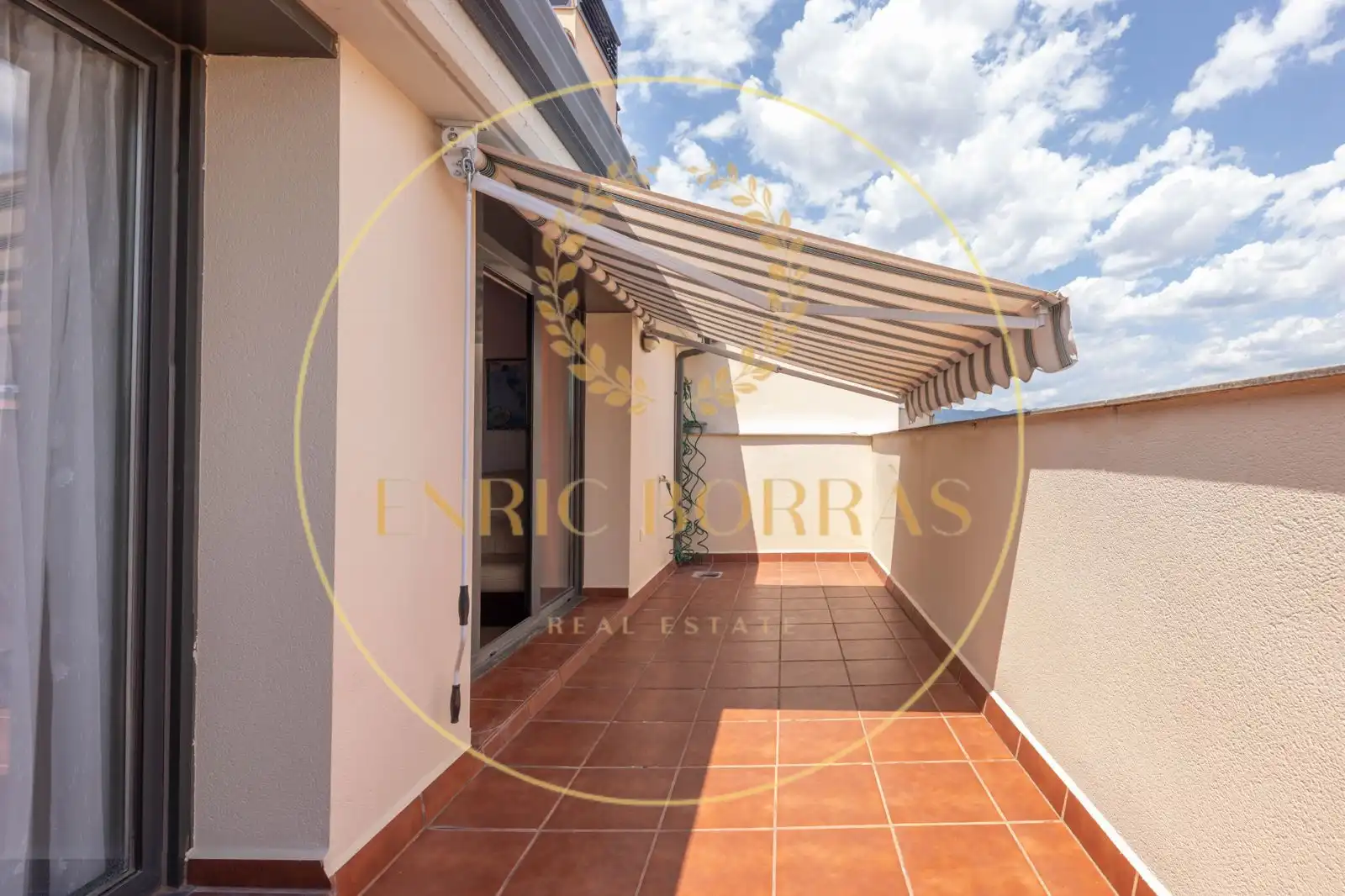 Terraza de Dúplex en venta en Gironella con Aire acondicionado, Calefacción y Jardín privado